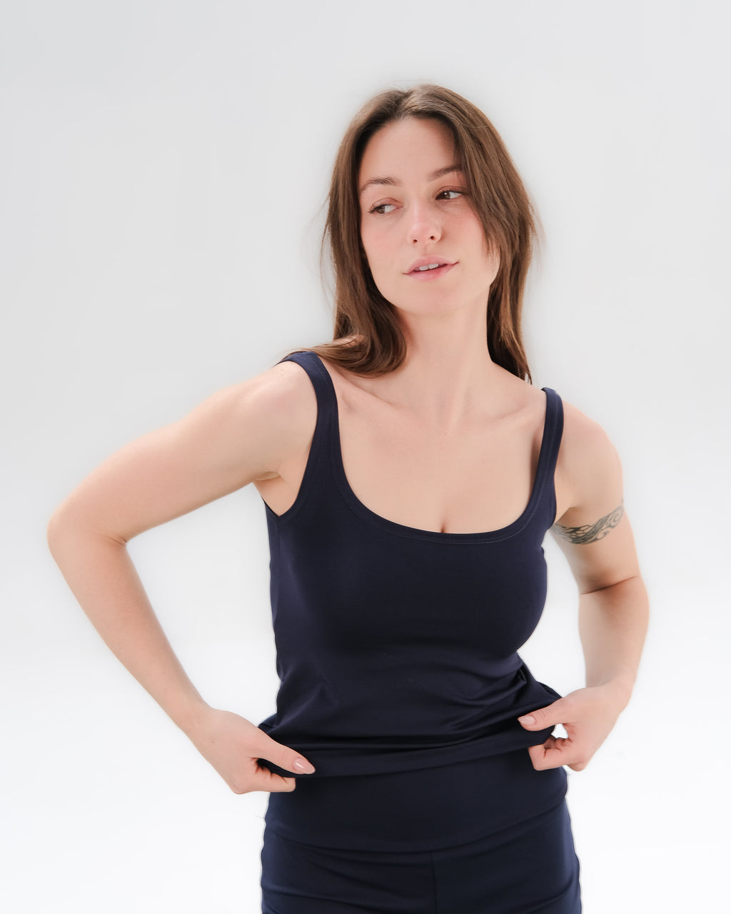 Active Scoop Neck Tank