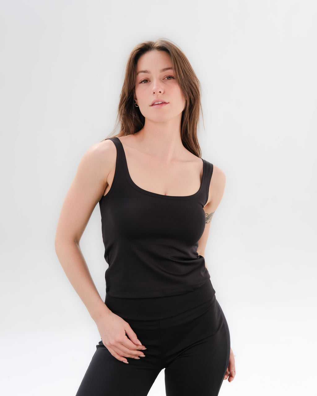 Active Scoop Neck Tank