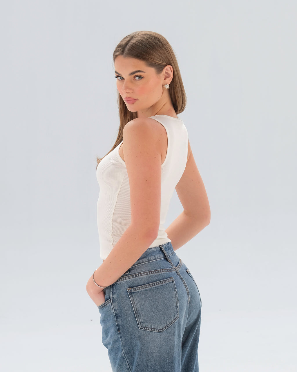 Ribbed Sleeveless Fitted Top
