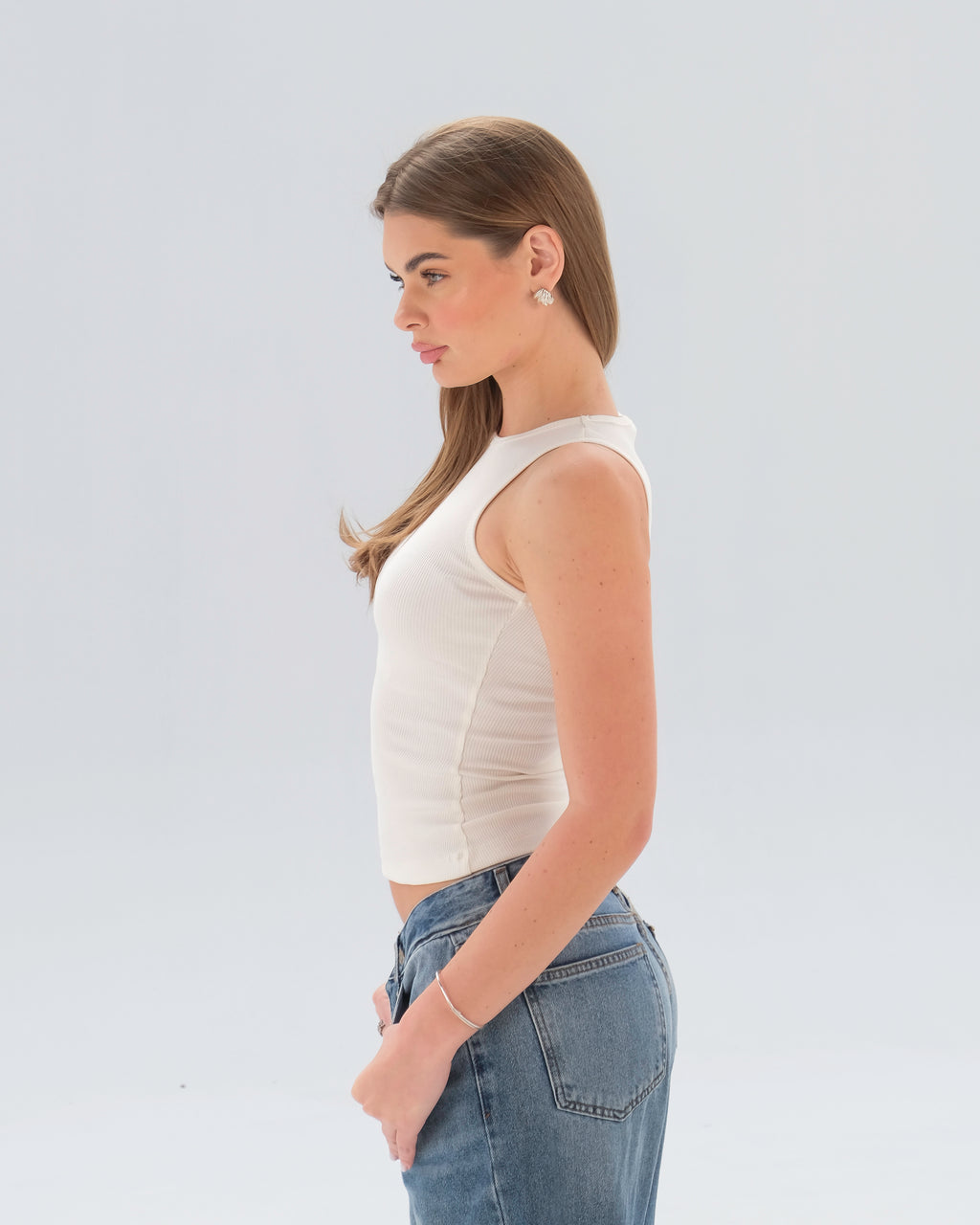 Ribbed Sleeveless Fitted Top