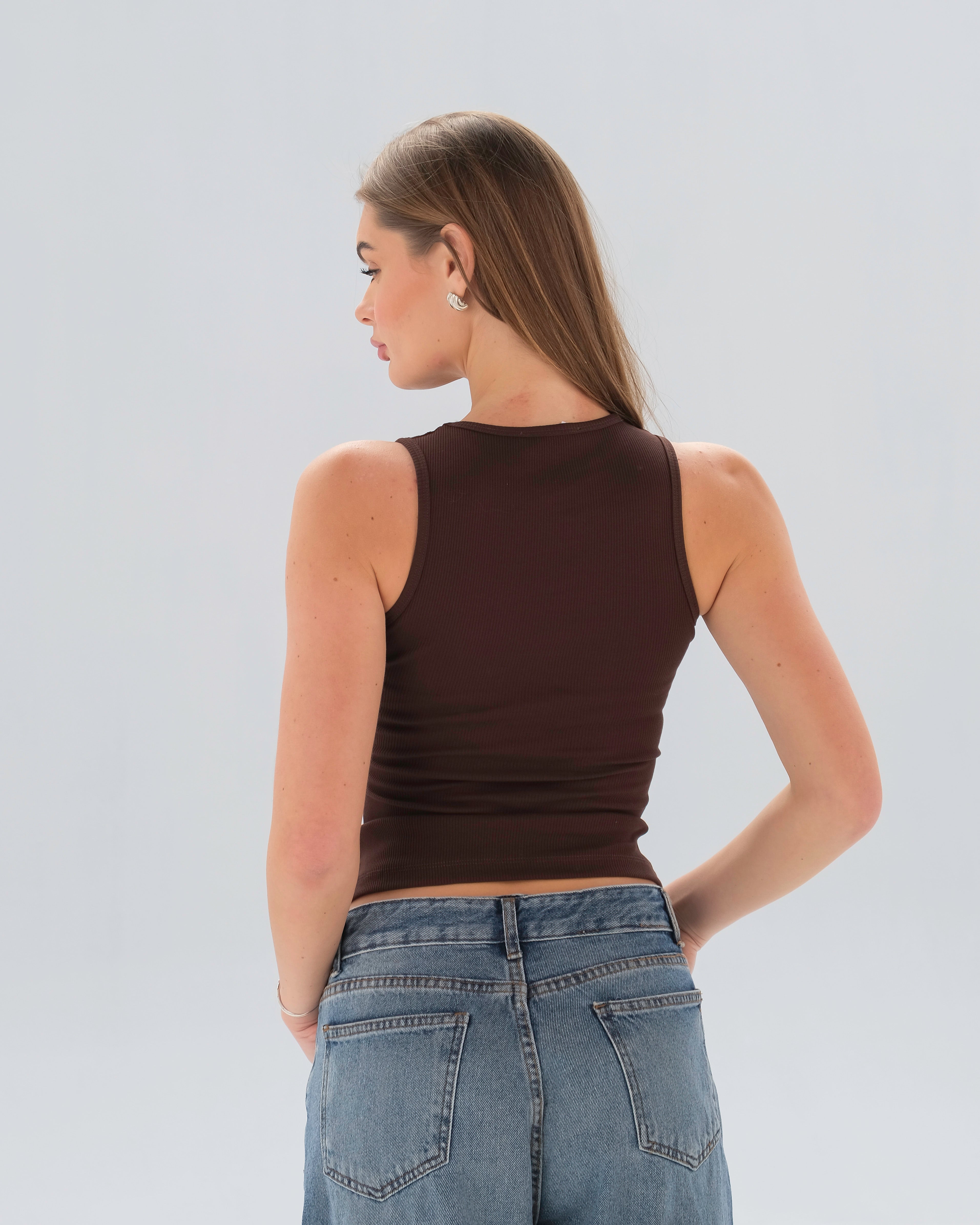 Ribbed Sleeveless Fitted Top