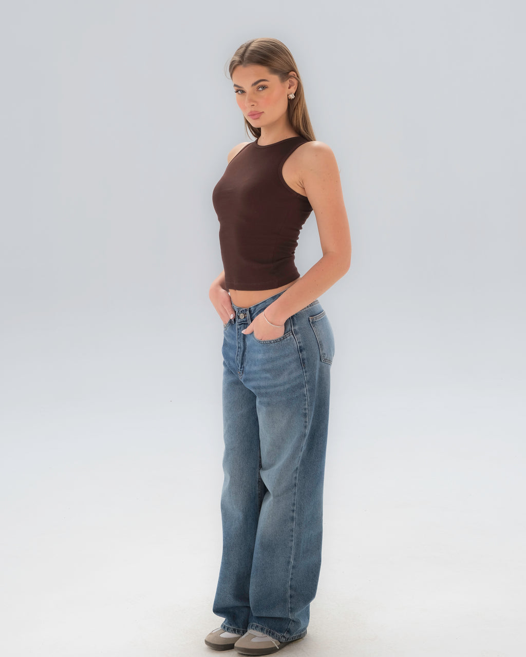 Ribbed Sleeveless Fitted Top
