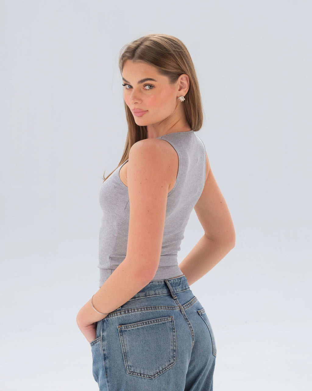 Ribbed Sleeveless Fitted Top
