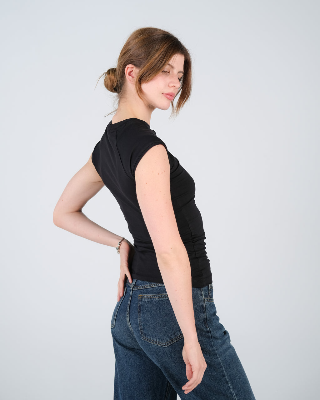Contour Fit Top
