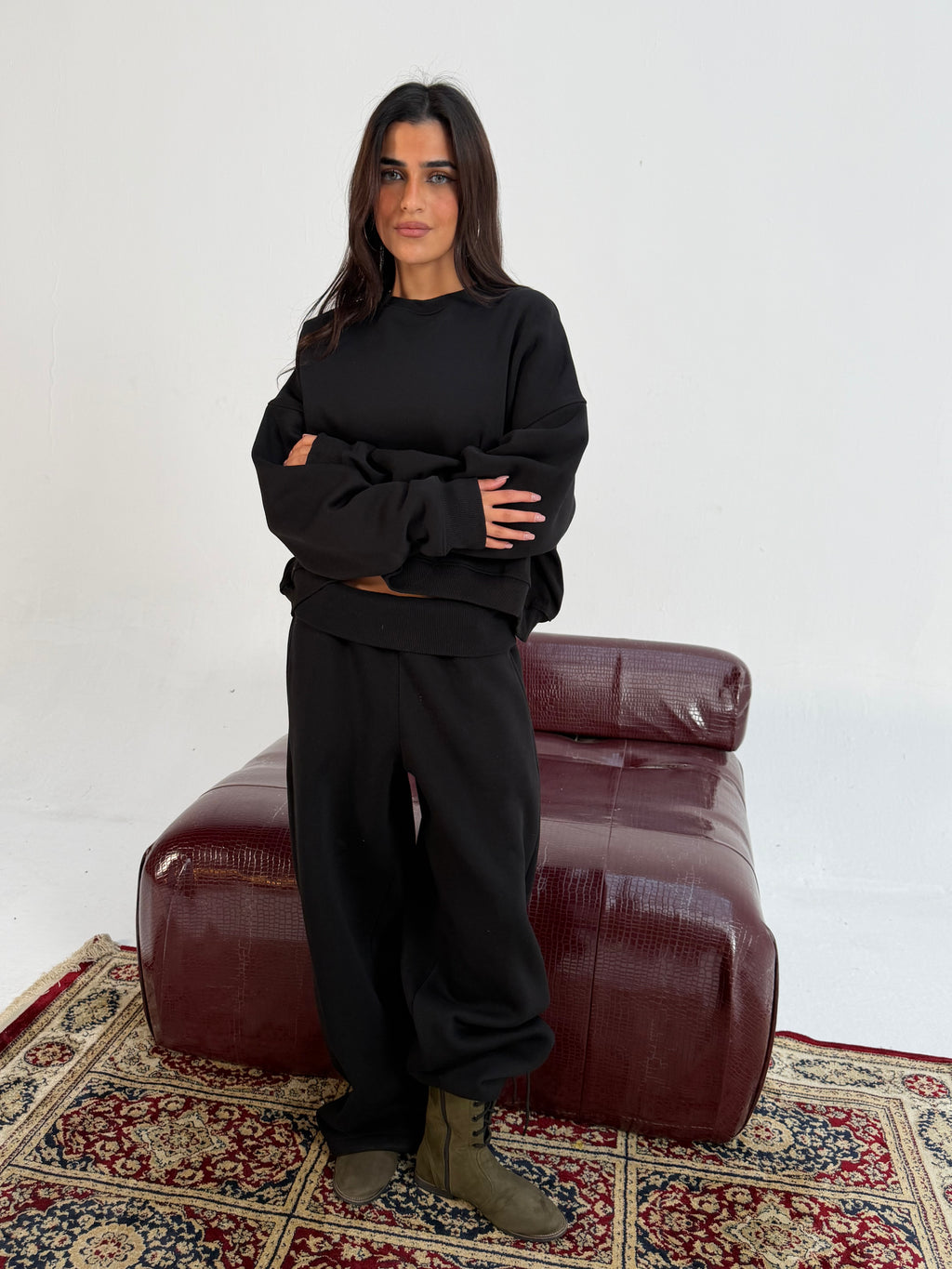 Black Oversized Sweatshirt